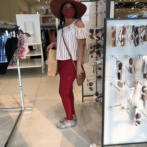 Meet your Posher, Antonella